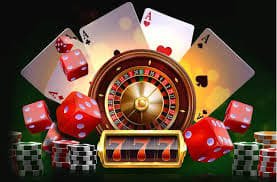 Ilustrasi cara kerja mesin slot online dengan simbol dan gulungan digital di layar